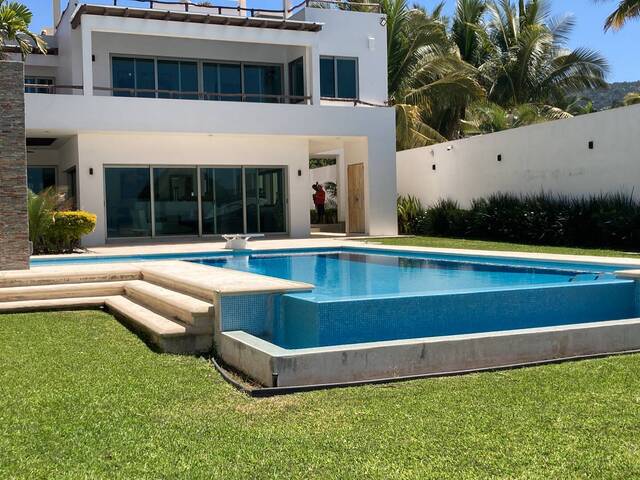 Venta en Playa Los Cocos - San Blas